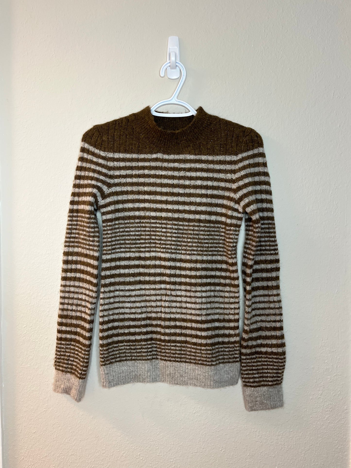 Mystree Sweater (small)