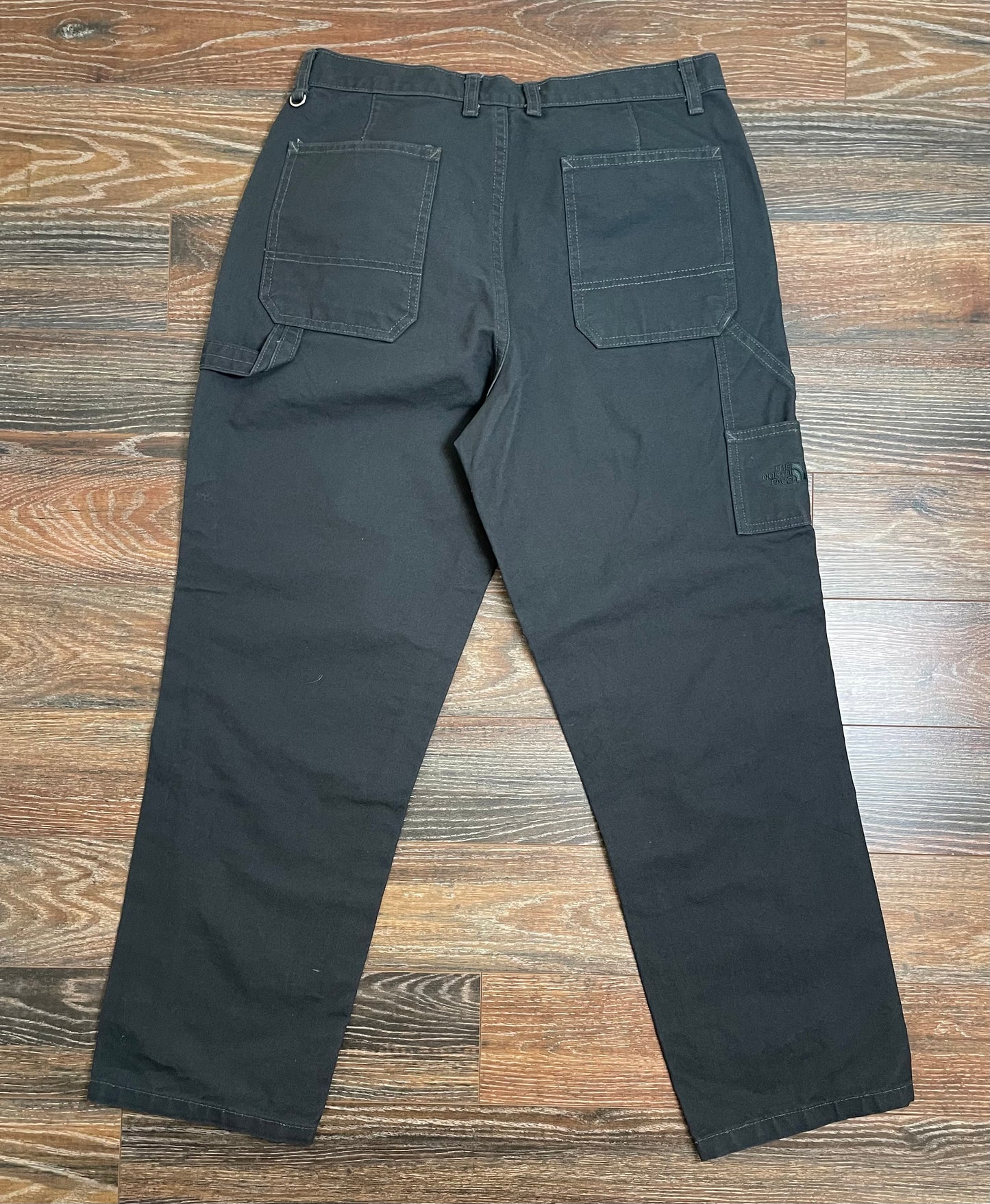 (Tags on) The North Face Canvas Pant (34 Reg)