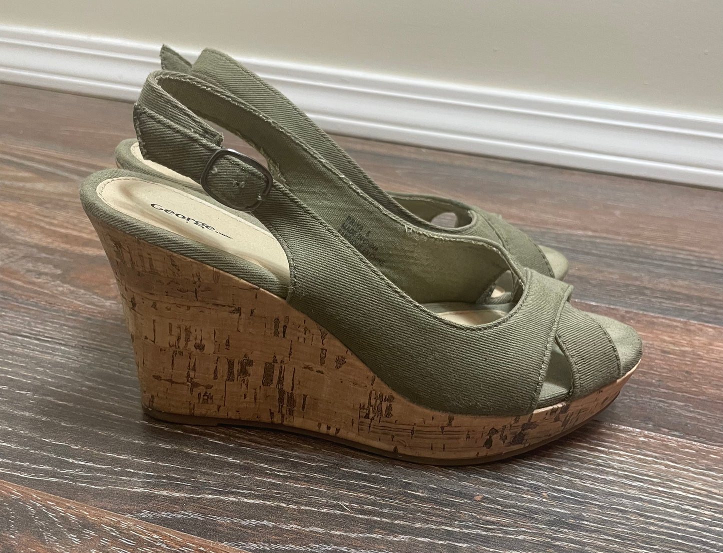 Wedge Sandals Size 6